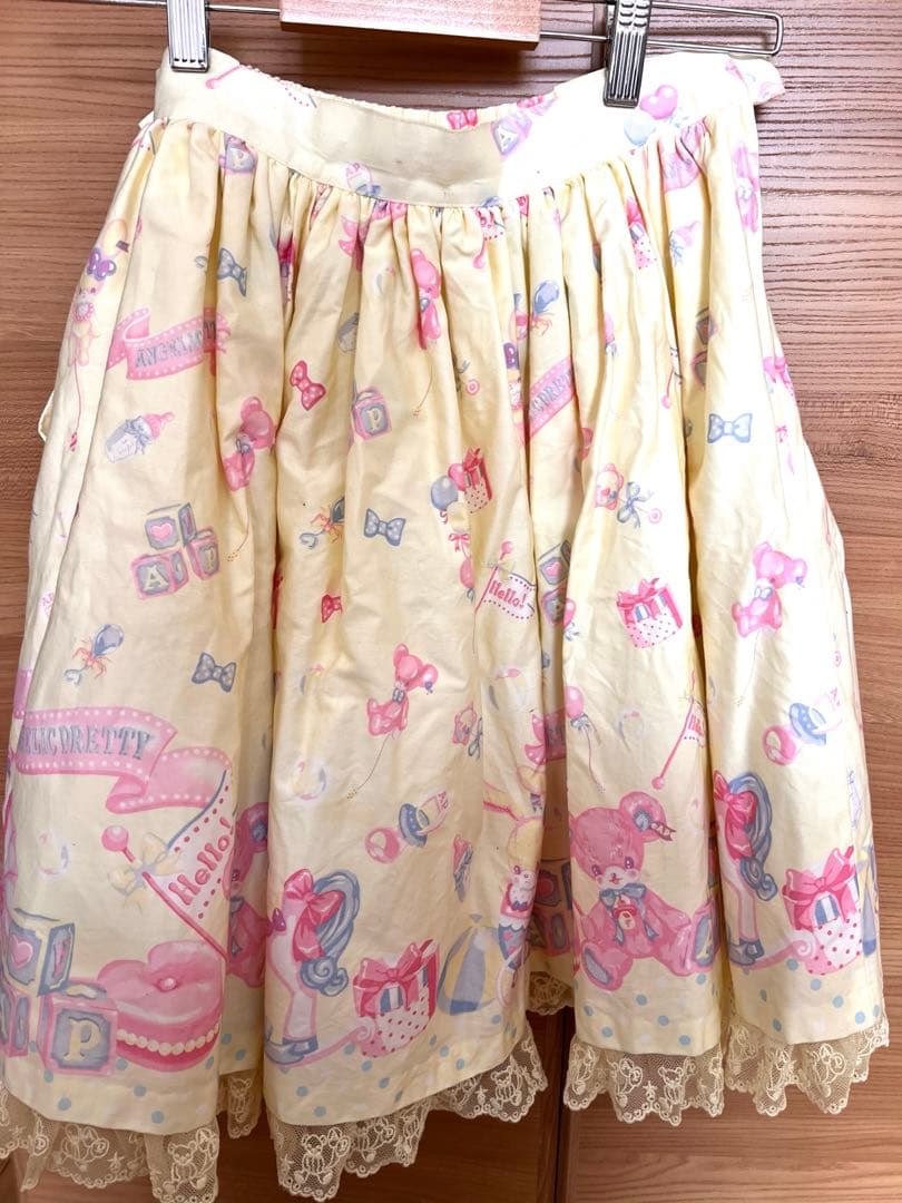 Angelic Pretty アンジェリックプリティ スカート 夢見るマカロン柄 アンジェリックプリティ スカート Angelic Pretty アンジェリック