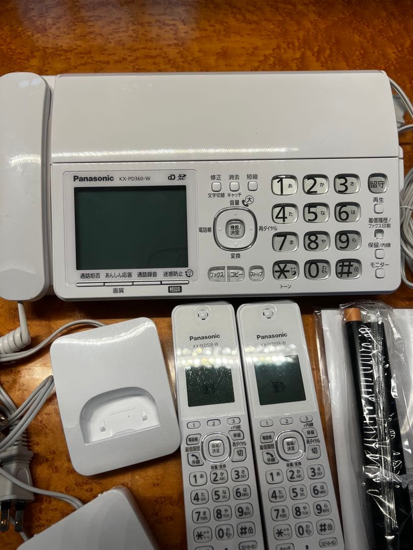 Panasonic コードレス電話 KX-PD306DL ホワイト子機2台付 Panasonic コードレス電話 KX-PD306DL ホワイト子機2台付