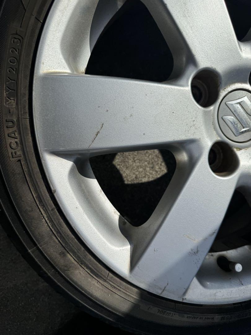 【激安‼️】23年製タイヤ装着165/50 R15スイフト純正ホイールタイヤセット