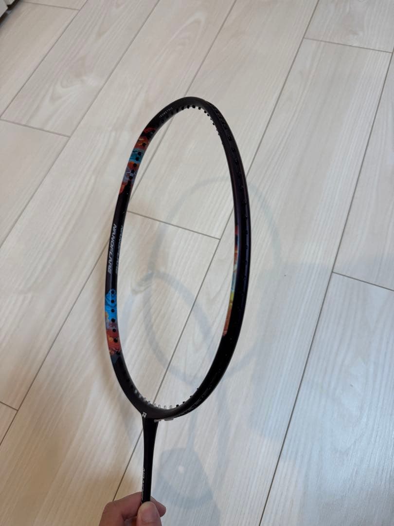 ナノフレア700プロ バドミントンラケット 4UG6 ナノフレア700プロ バドミントンラケット 4UG6