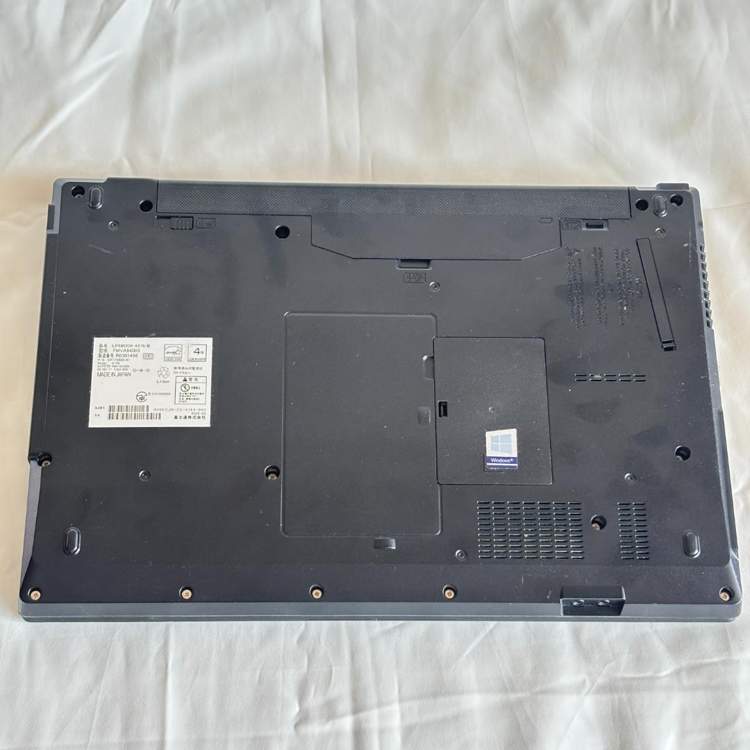 F05A【美品】15.6型/Core-i5第8世代/8GB/SSD256GB p