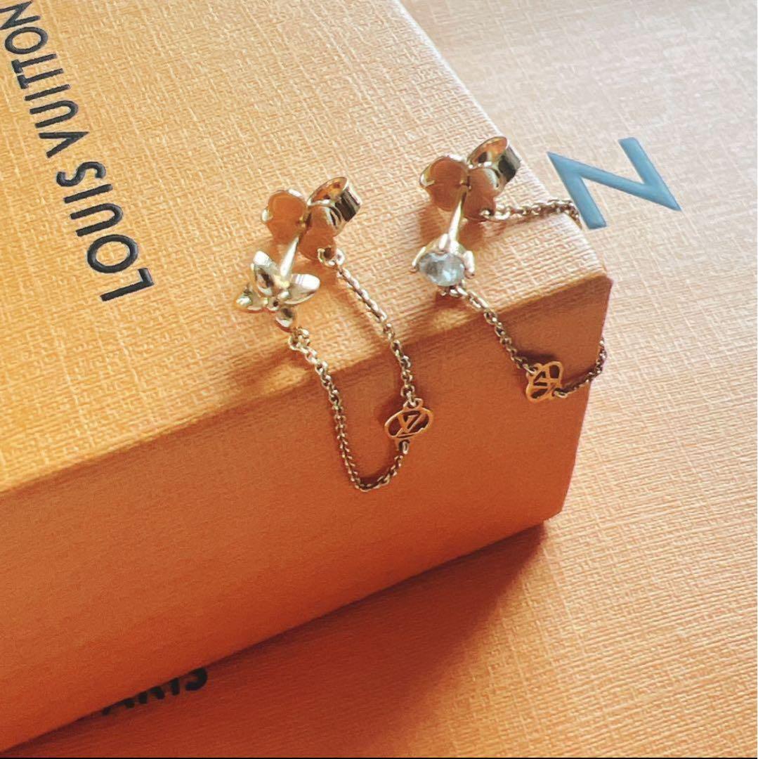 LOUIS VUITTON ピアス ブックルドレイユ プティ ルイ ゴールド LOUIS VUITTON ピアス ブックルドレイユ プティ ルイ ゴールド