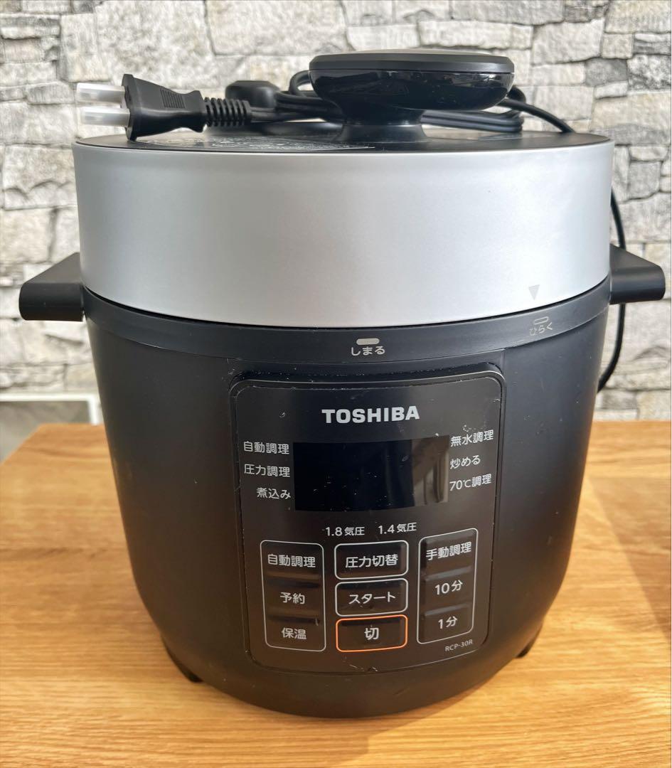 新品未使用★東芝 電気圧力鍋 RCP-30R レシピ本付 時短多機能