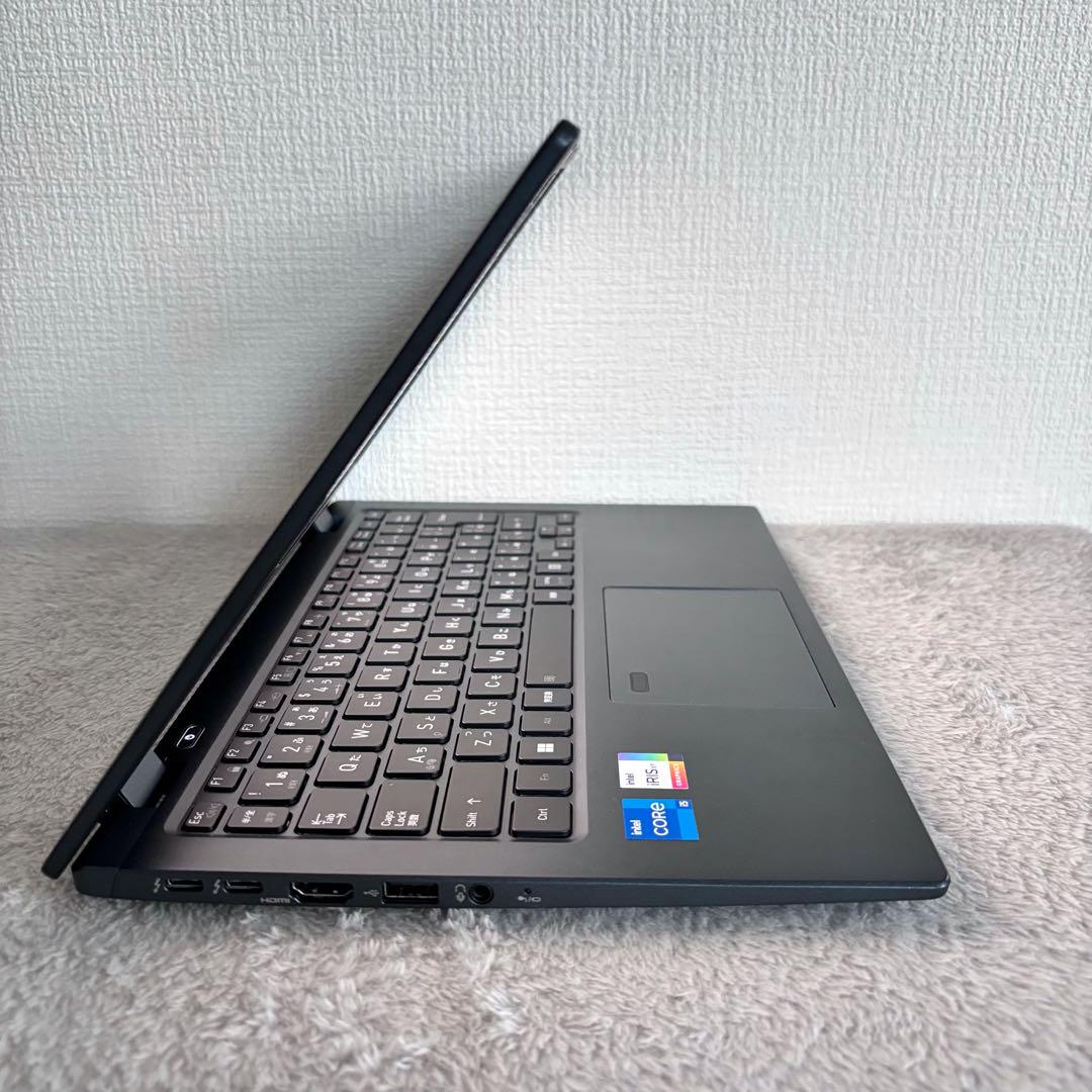 第12世代 i5超軽型ノートPC