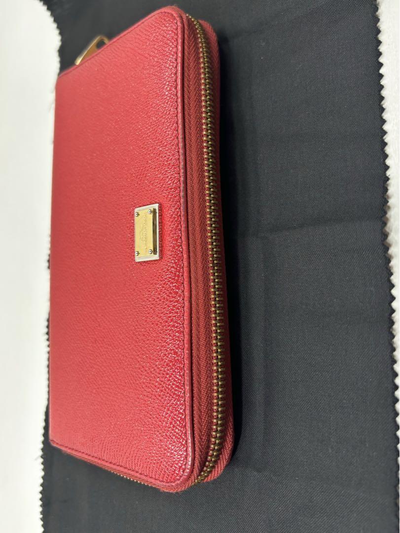 【テレビで話題】 Dolce&Gabbana ドルチェアンドガッバー ラウンドファスナー長財布 赤 小物