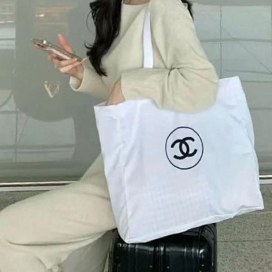 新品】 CHANEL シャネル ノベルティ キャンパストートバッグ