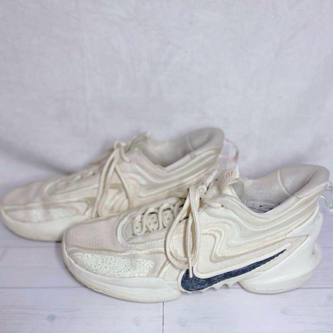 【美品】ナイキ NIKE Cosmic Unity 2 スニーカー バッシュ