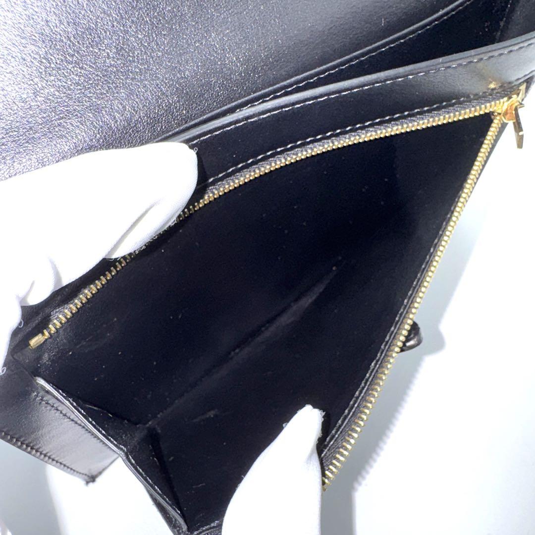 美品✨セリーヌ　ラージストラップウォレット　二つ折り財布　長財布　レザー　黒