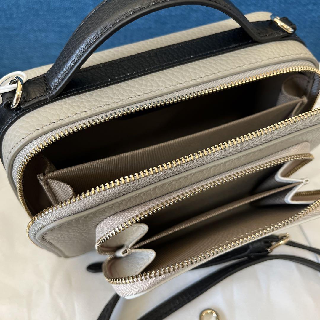 FURLA 未使用 クロスボディ - メルカリ