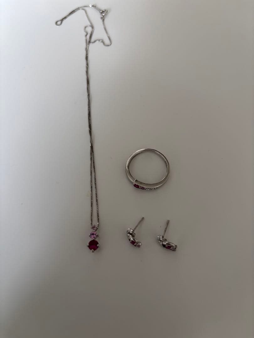 K18金ホワイト ルビー セット