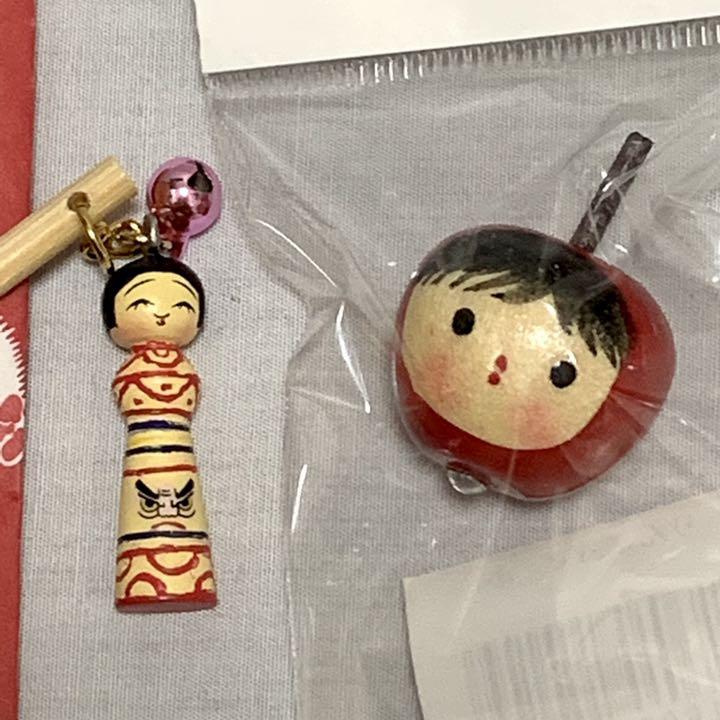 高尾山のお土産ショップで購入 木製民芸品 りんごコマとこけし耳かき 未使用袋つき