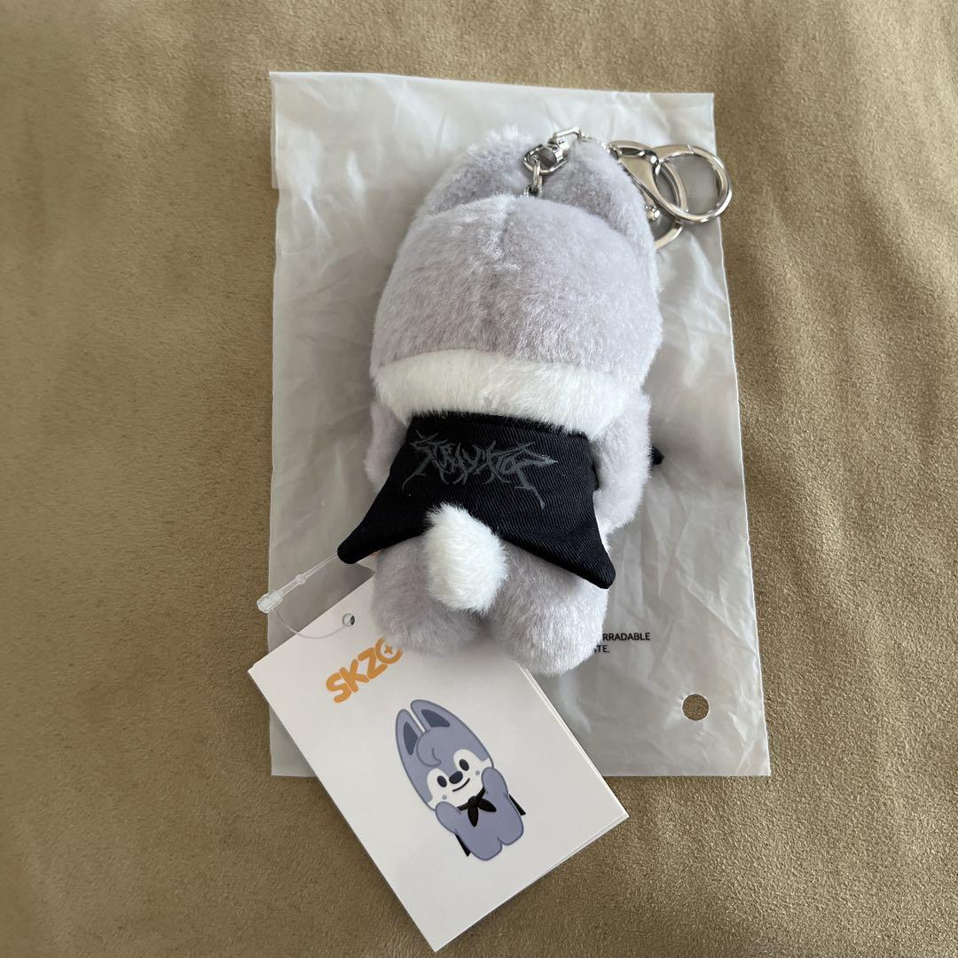 ウルフチャン☆10cmバンザイぬい☆バンチャン☆StrayKidsブラン