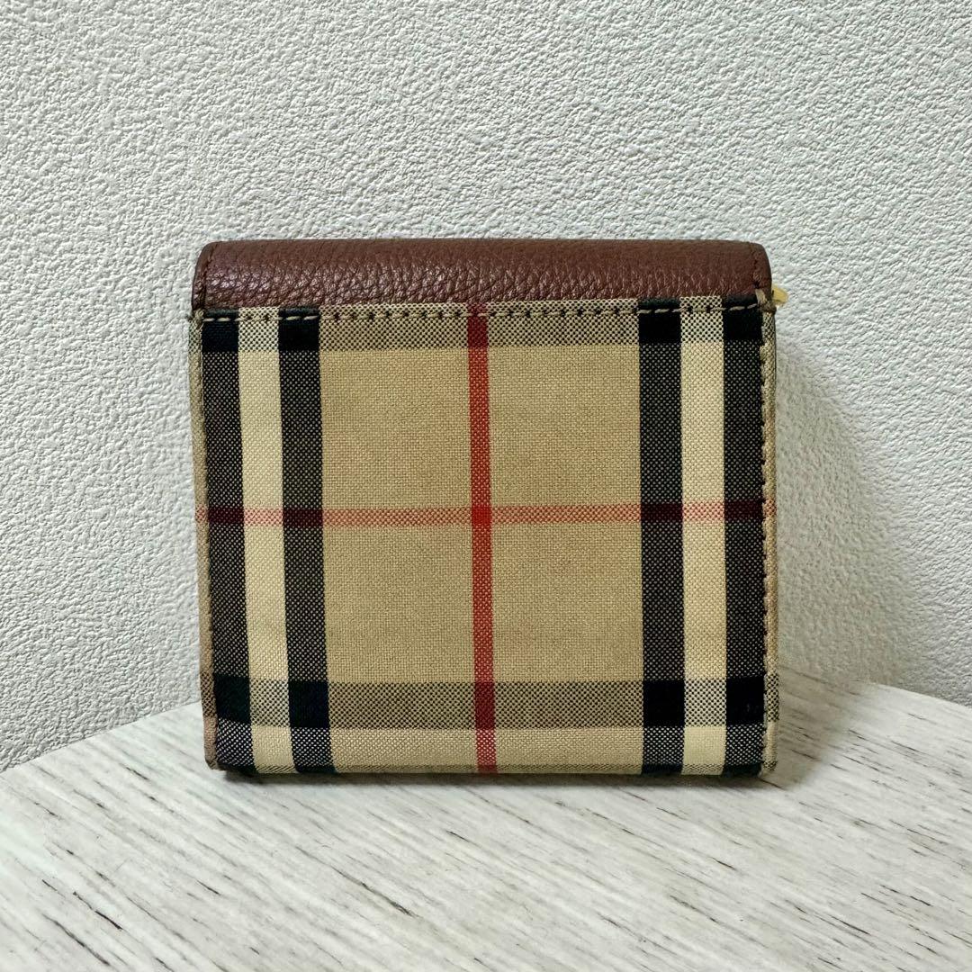 三つ折り財布