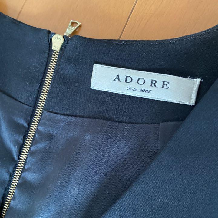 100%新品セール ADORE BLACKワンピース nxPRZ-m28273333850 総合2位