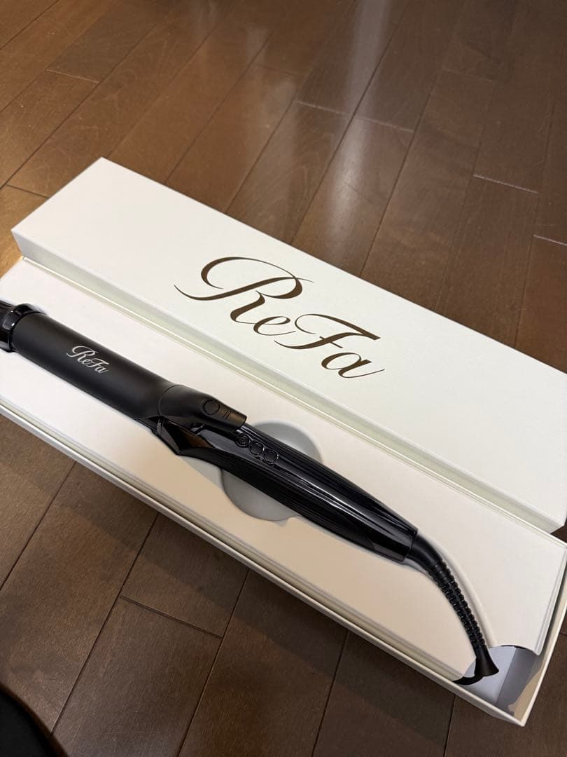 【美品】ReFa ブラック カールアイロン 32mm 【美品】ReFa ブラック カールアイロン 32mm