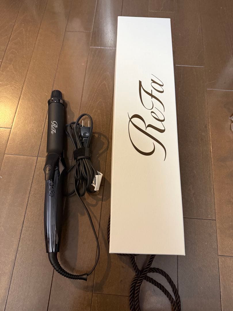 【美品】ReFa ブラック カールアイロン 32mm 【美品】ReFa ブラック カールアイロン 32mm