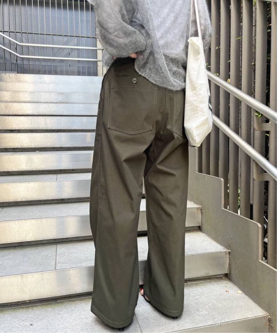 スピック＆スパン カーキ色ワイドパンツM DECORATOM_COM_BR