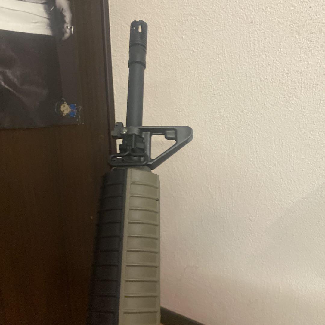 東京マルイスタンダード電動ガン！ナイツ？M4?カスタム！ジャンク扱いで！ 東京マルイスタンダード電動ガン！M4カスタム！ジャンク扱いで