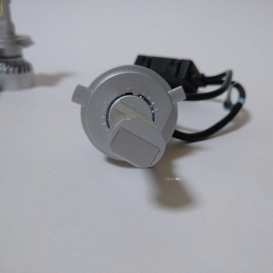 美品 PIAA H4 ヘッド＆フォグ用 LEDバルブ 6000K LEH220