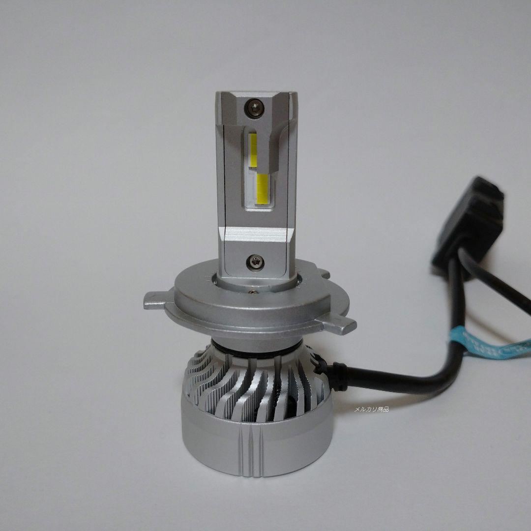 美品 PIAA H4 ヘッド＆フォグ用 LEDバルブ 6000K LEH220