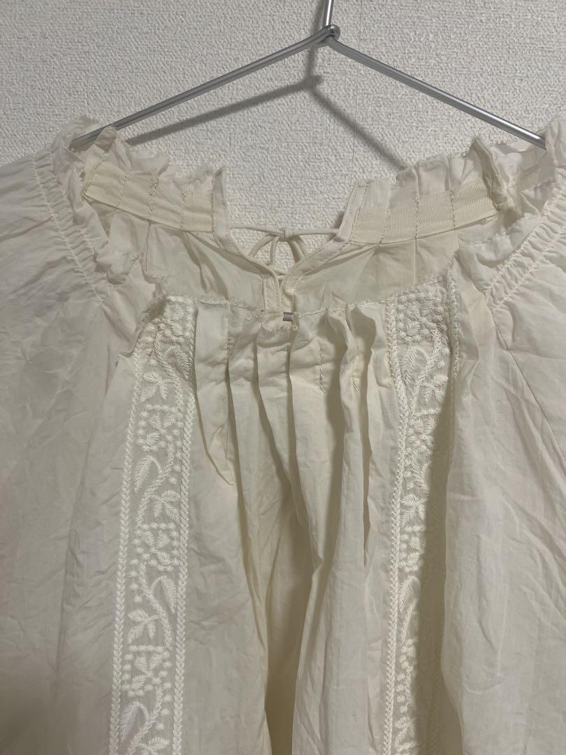 OHOTORO Pintuck Lace Blouse オオトロ ベージュ