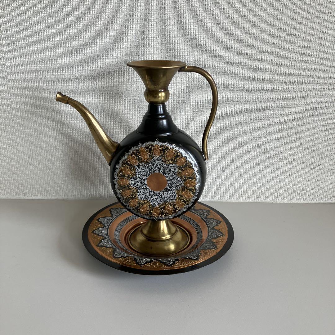 アンティーク　水差しと受け皿　エジプト
