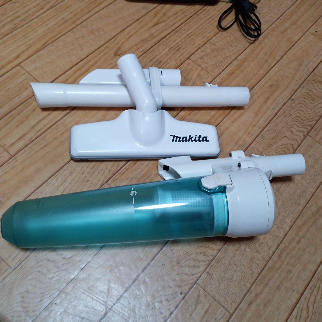 マキタ18V充電式クリーナCL281FD純正バッテリー、急速充電器、サイクロン付 マキタ18V充電式クリーナCL281FD純正バッテリー、急速充電器、サイクロン付