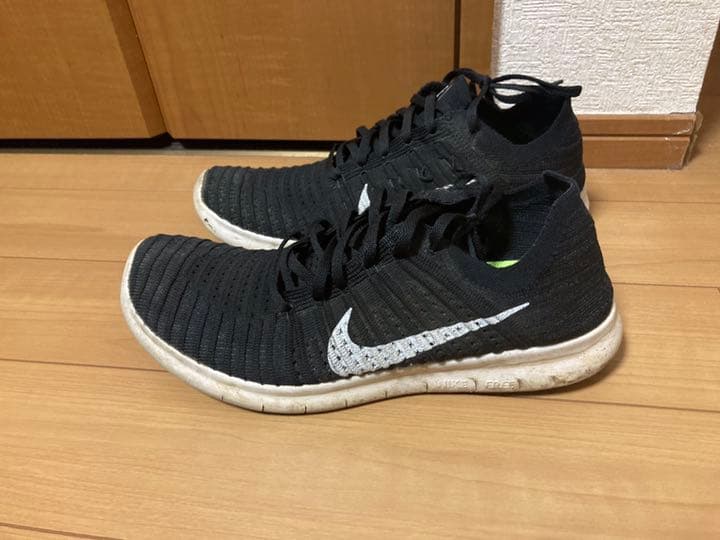 Nike ナイキ スニーカー フライニット ランニング メルカリ