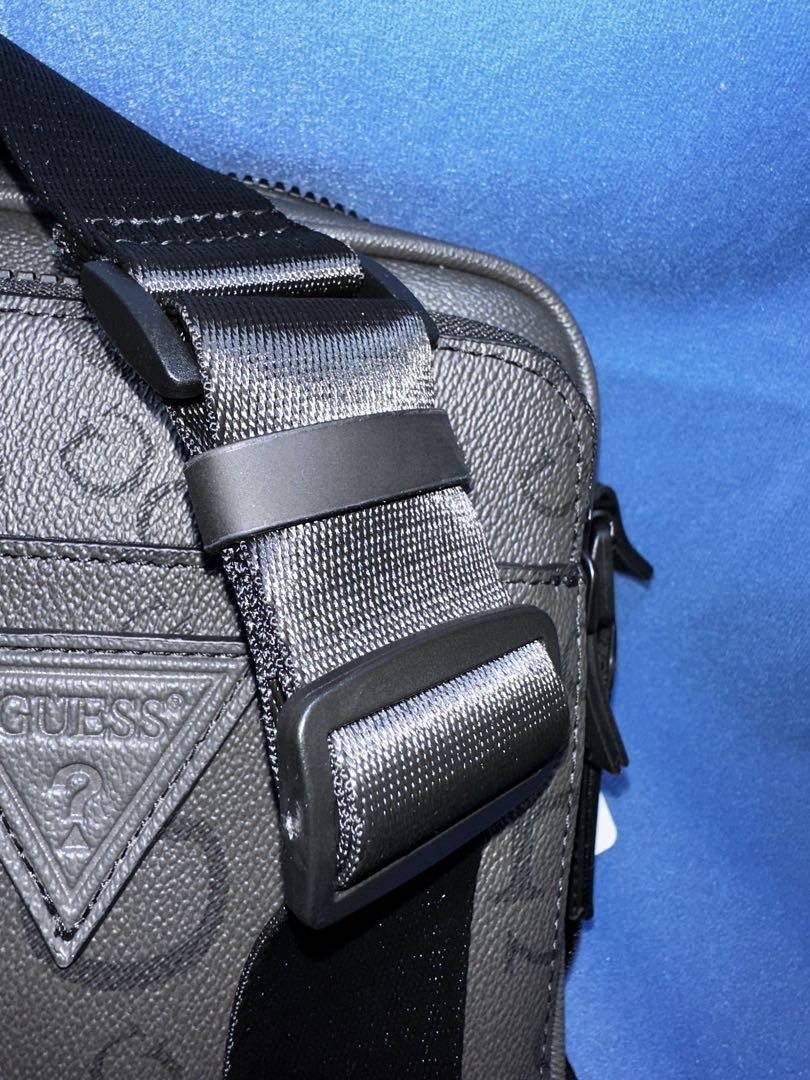 GUESS ブラック ショルダーバッグ新品