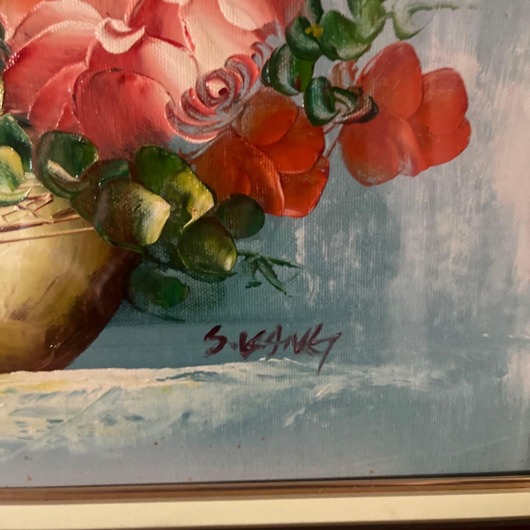 花瓶の花目立った傷や汚れなし