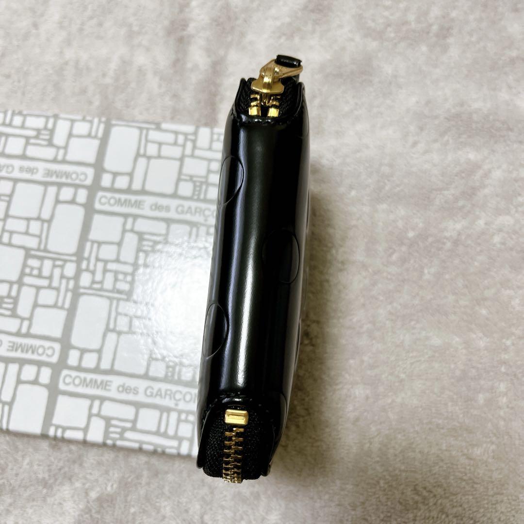 COMME des GARCONS ポルカドットエンボスロゴウォレット 財布