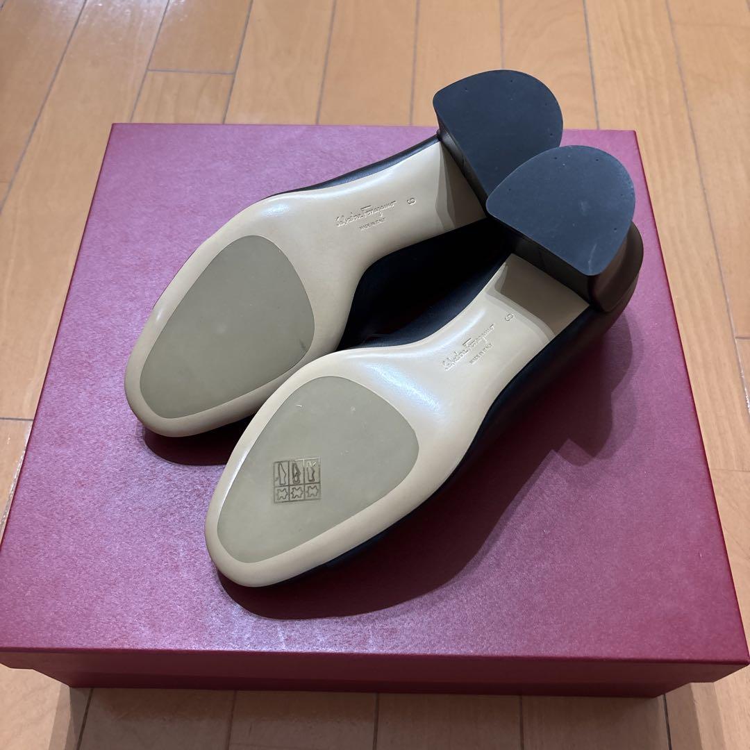 断捨離 Salvatore Ferragamo 黒 ハイヒールパンプス