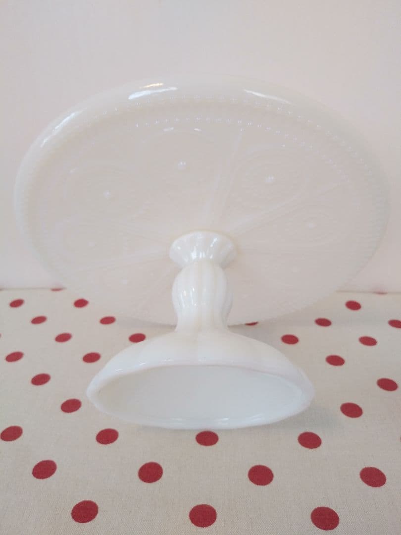 ケーキスタンド☆USAミルクガラス