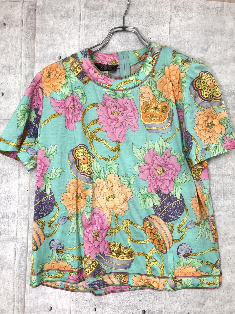BOTTO イタリア製 古着 エキゾチック 花柄 グラフィック 半袖Tシャツ