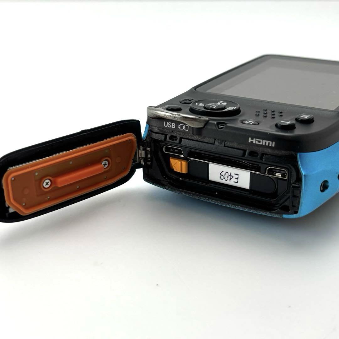 FUJIFILM