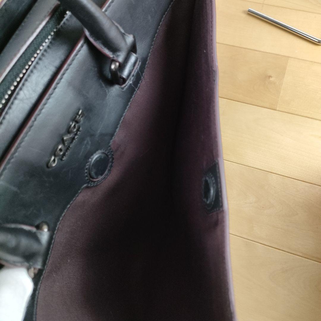 本革