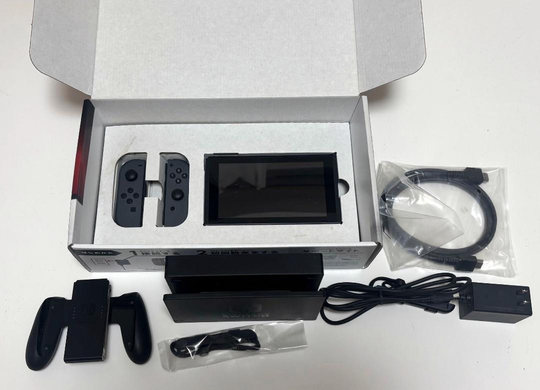 Nintendo Switch 本体 グレー　任天堂　(HAC-S-KAAAA)