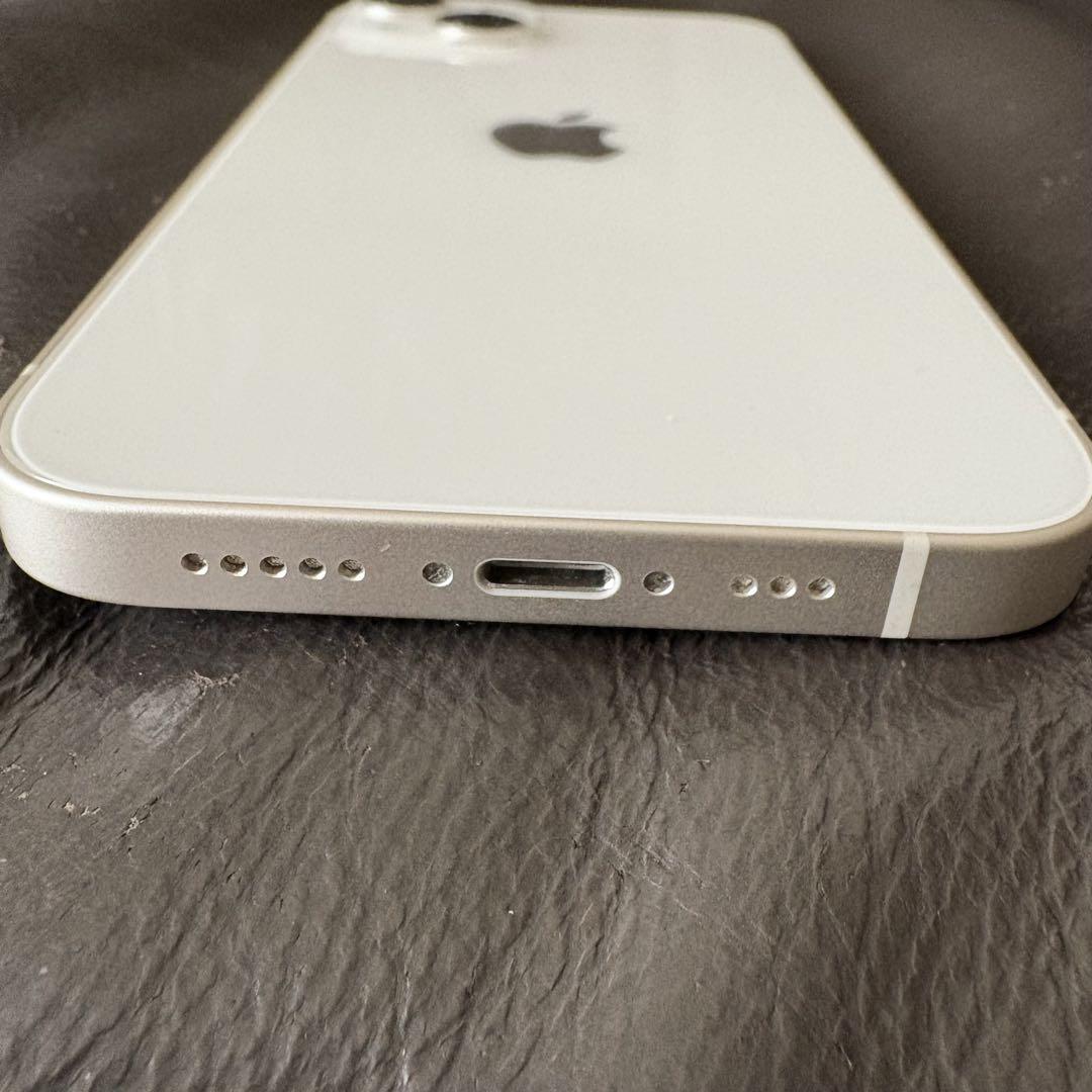 【匿名配送】iPhone13 スターライト ホワイト 256G SIMフリー