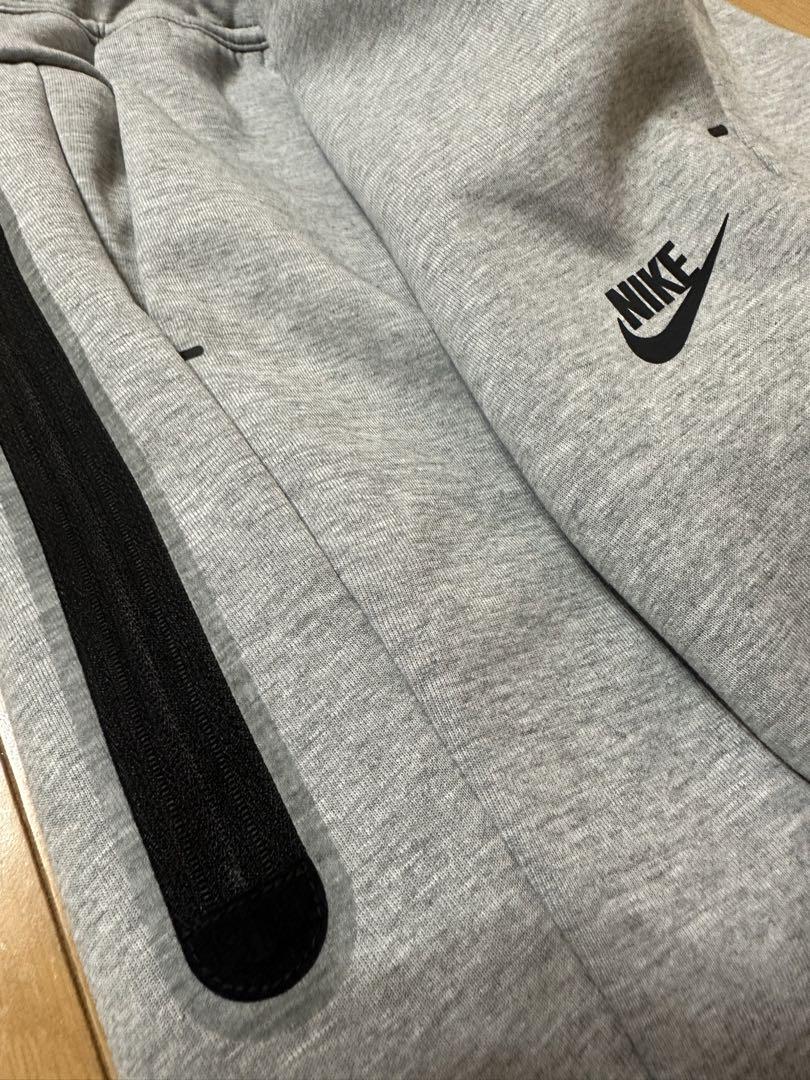 【新品未使用】NIKE tech fleece short pants（XXL）