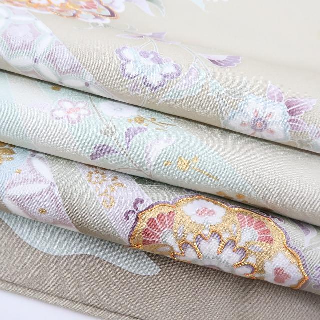 Y-384◇美品 正絹『白橡色×花々』金駒刺繍 手縫い仕立て 訪問着 着物 Y-384◇美品 正絹『白橡色×花々』金駒刺繍 手縫い仕立て 訪問着 着物