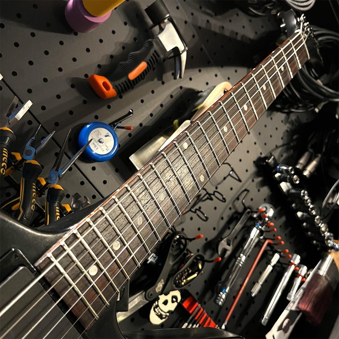 ギター Gibson USA Explorer B-2 Satin Ebony EMG