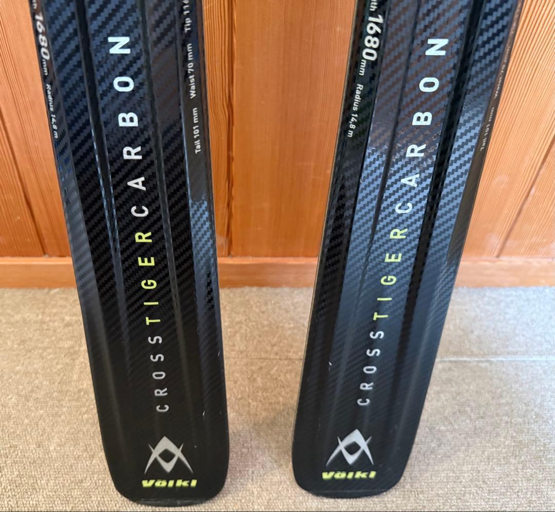 希少限定美品 フォルクル CROSS TIGER CARBON 168cm 希少限定美品 フォルクル CROSS TIGER CARBON 168cm