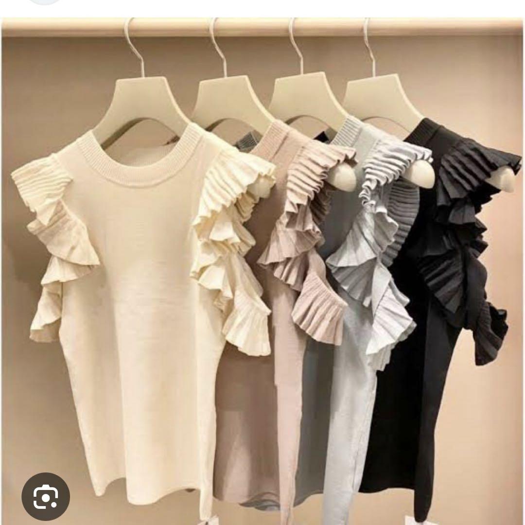 完売◇SNIDEL◇プリーツラッフルスリーブニットプルオーバー