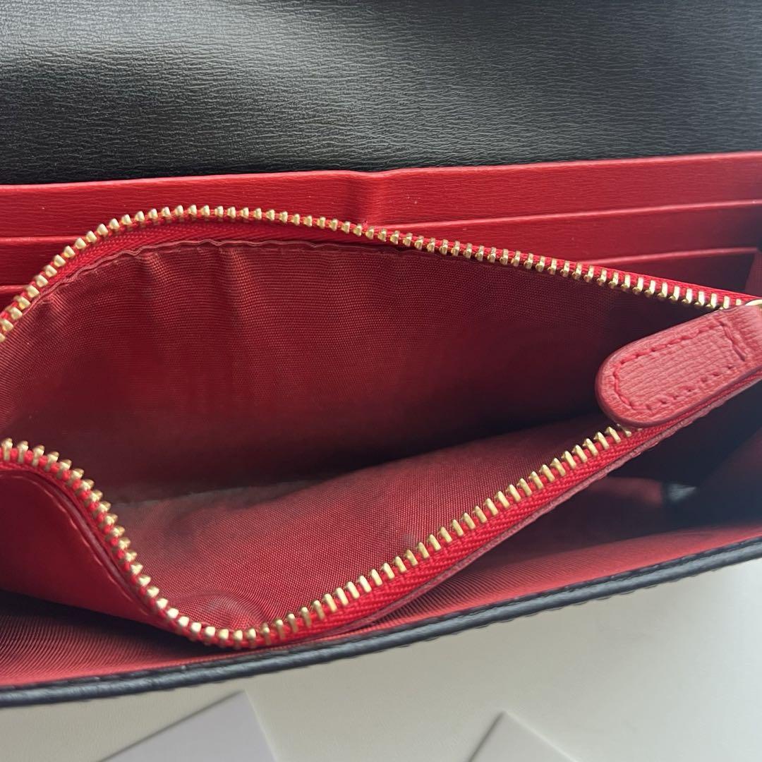 156 極上美品 Ferragamo サルヴァトーレフェラガモ 2つ折り 長財布