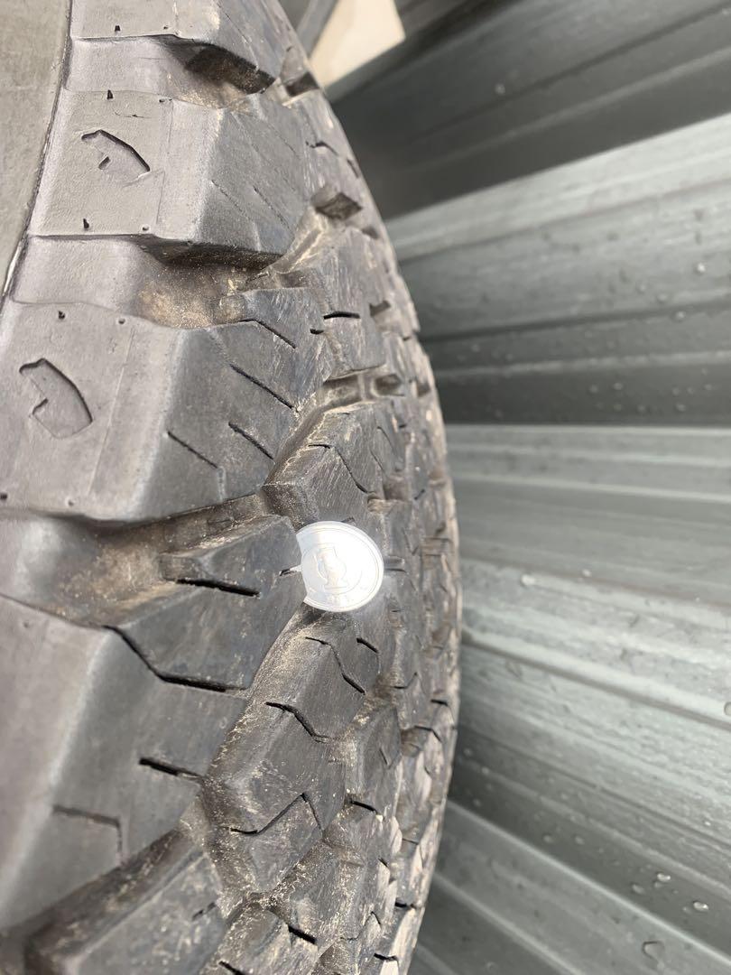 タイヤ・ホイール 265/70r17