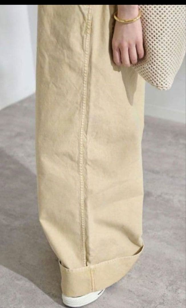 美品FRAMeWORKフレームワークのケミカルウォッシュアメスリサロペット 美品FRAMeWORKフレームワークのケミカルウォッシュアメスリサロペット