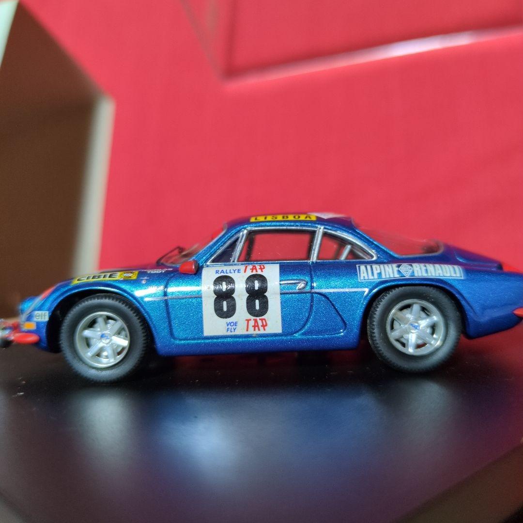 トロフュー　ミニカー　アルピーヌ ルノー　希少　レア　ヴィンテージ　車