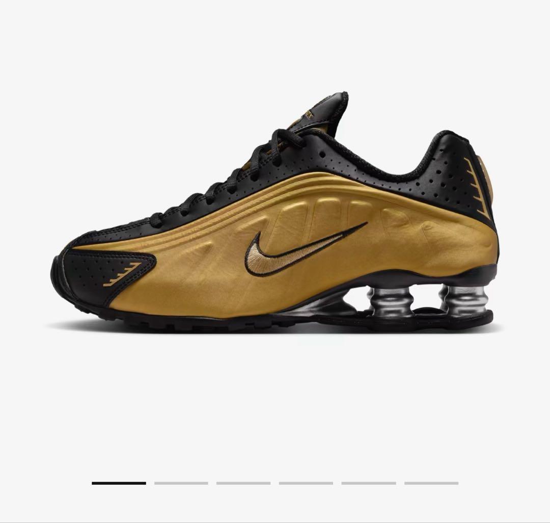 NIKE Shox R4
