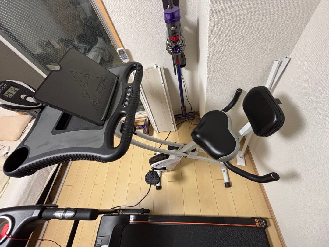 ALINES フィットネスバイク ブラック ホワイト 大阪府堺市目立った傷や汚れなし