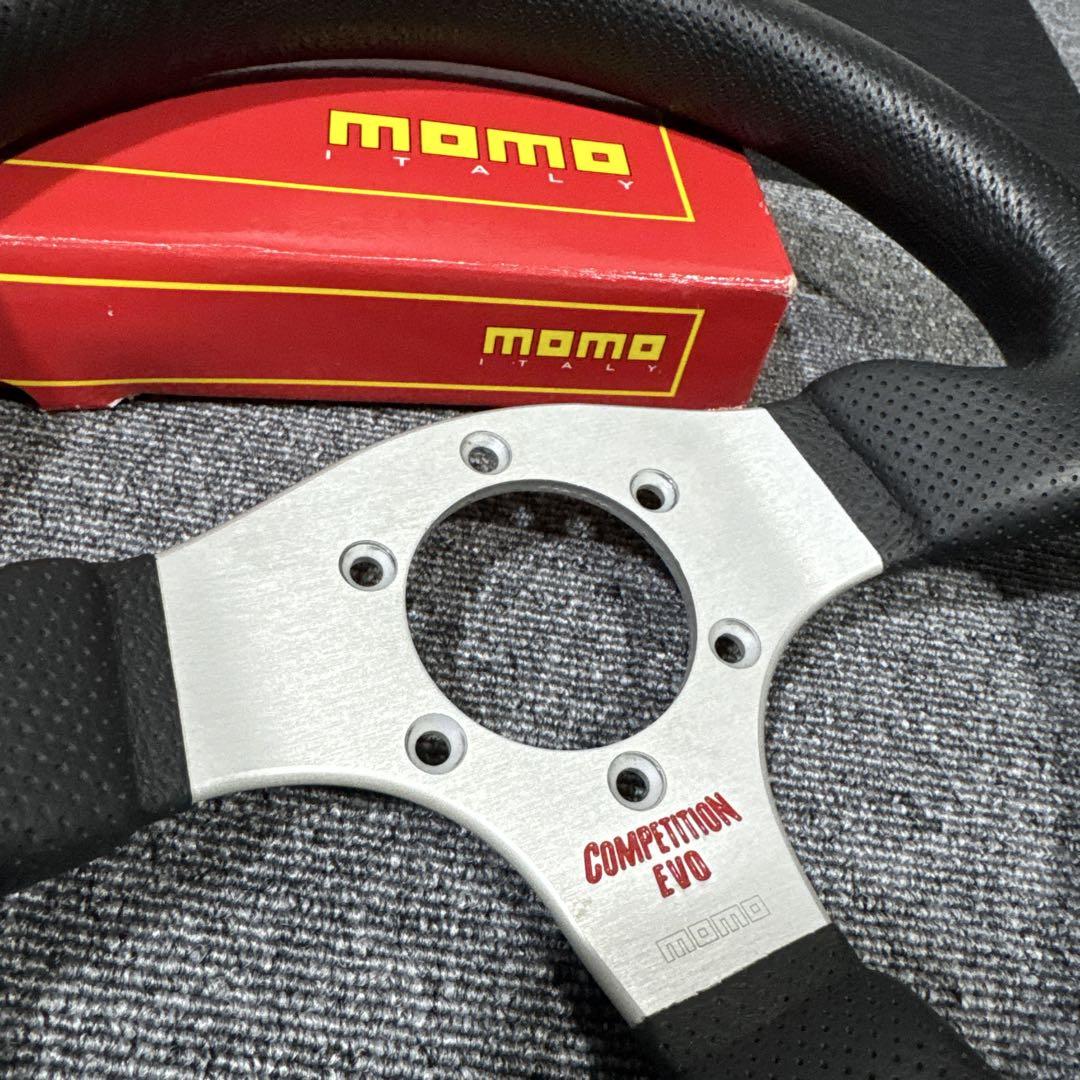 momo COMPETITION EVO ステアリング 320mm